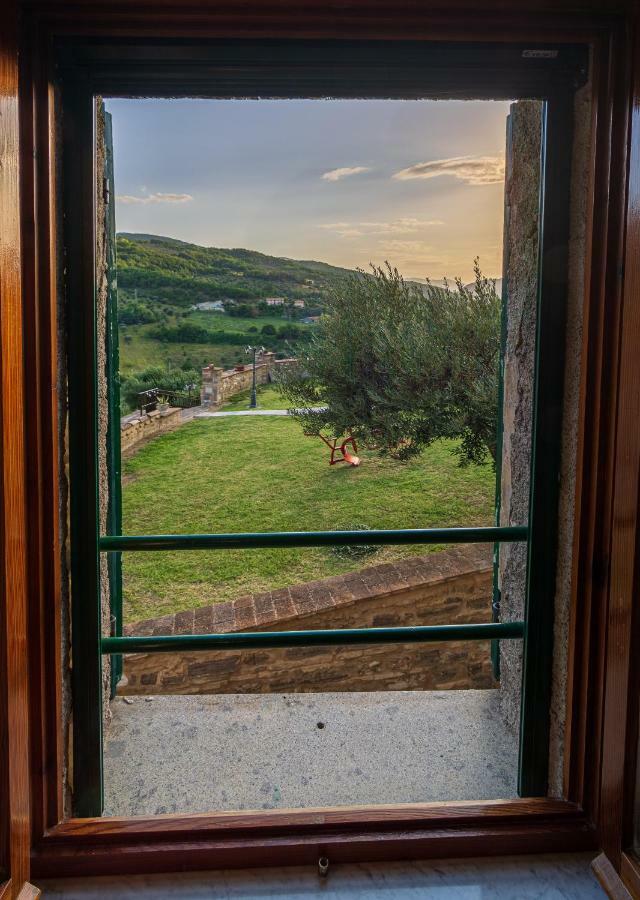 Hotel Due Torri San Severino Marche Exterior foto